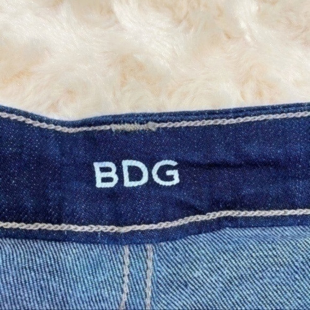 Urban Outfitters BDG women’s jean shorts size 27W - Picture 4 of 6